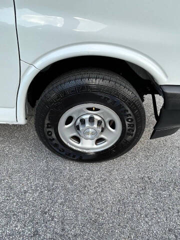 2020 Chevrolet Express 2500