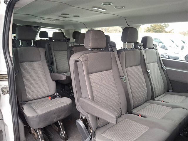 2022 Ford Transit 350 XLT