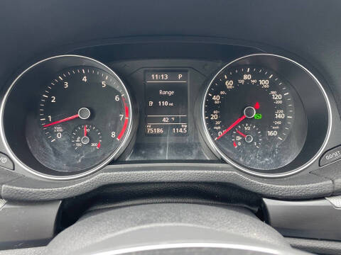 2017 Volkswagen Passat 1.8T R-Line