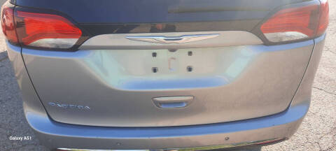 2017 Chrysler Pacifica Touring-L