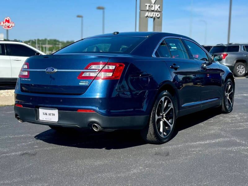 2016 Ford Taurus SEL