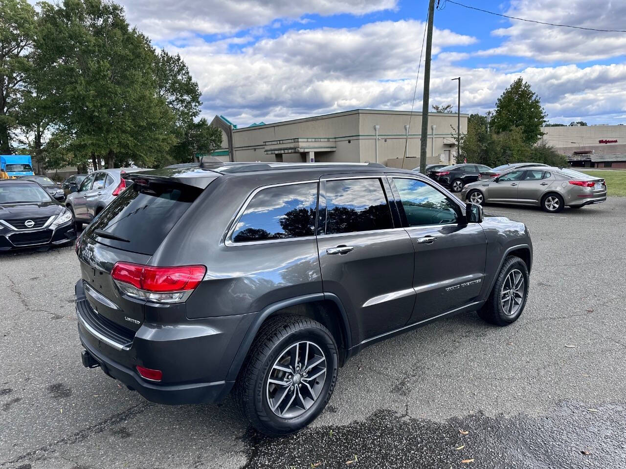 2018 Jeep Grand Cherokee for sale at Finance Auto Group in Kannapolis, NC