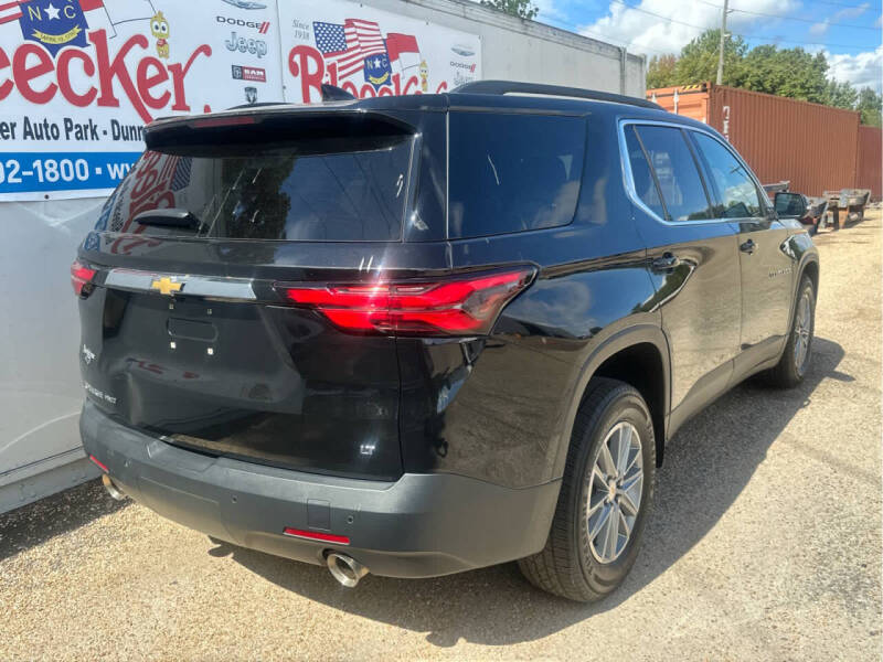 2022 Chevrolet Traverse LT Cloth
