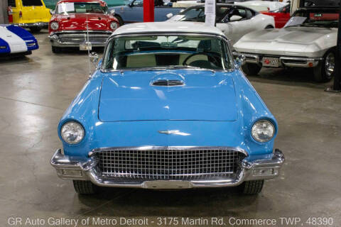 1957 Ford Thunderbird