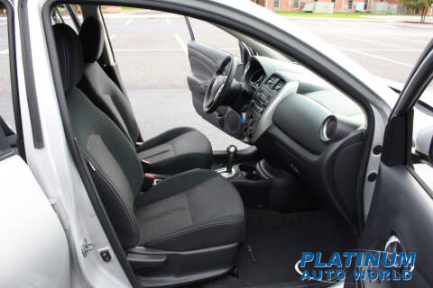 2016 Nissan Versa 1.6 SV