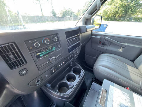 2018 Chevrolet Express 2500