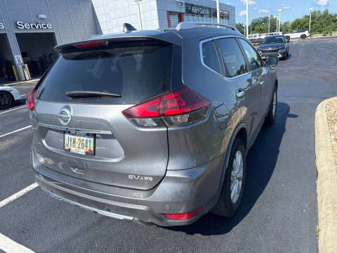 2020 Nissan Rogue SV