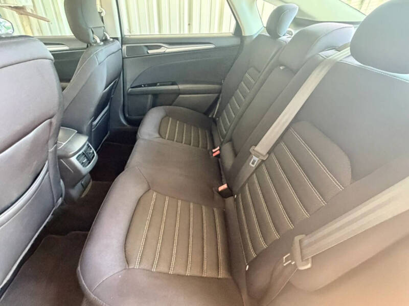 2013 Ford Fusion SE