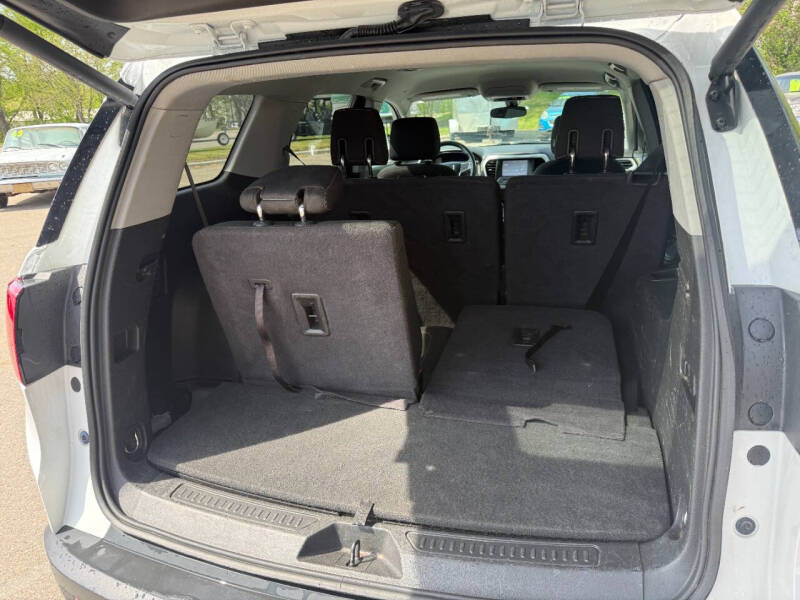 2017 GMC Acadia SLE-2