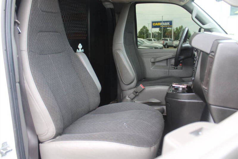 2021 Chevrolet Express 2500