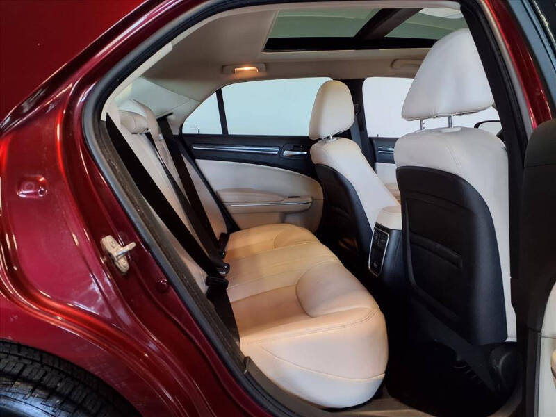 2018 Chrysler 300 Touring