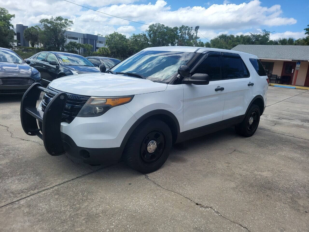 2015 Ford Explorer for sale at FAMILY AUTO BROKERS in Longwood, FL