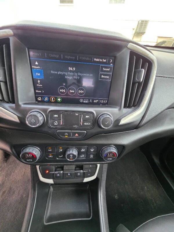 2022 GMC Terrain SLT