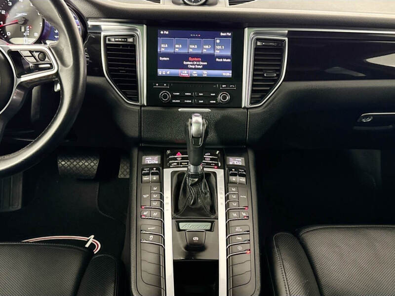 2018 Porsche Macan
