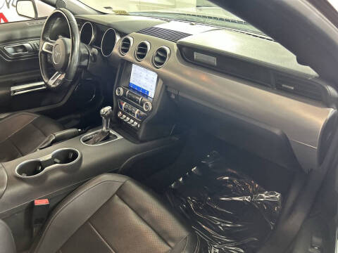 2022 Ford Mustang EcoBoost Premium