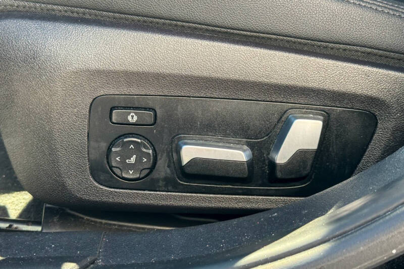 2019 BMW 3 Series 330i xDrive