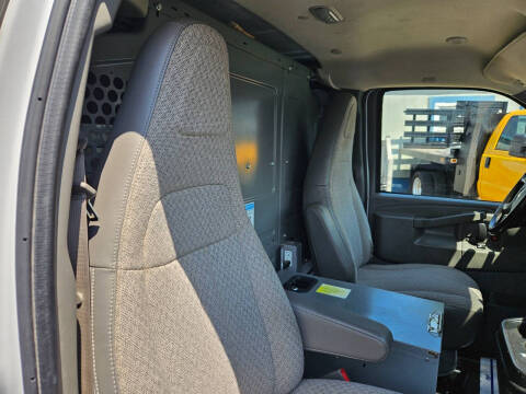 2017 Chevrolet Express 2500