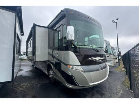 2019 Freightliner XCM Chassis