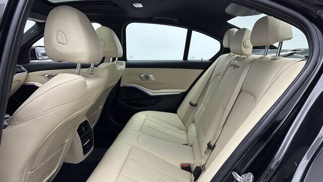 2022 BMW 3 Series 330i