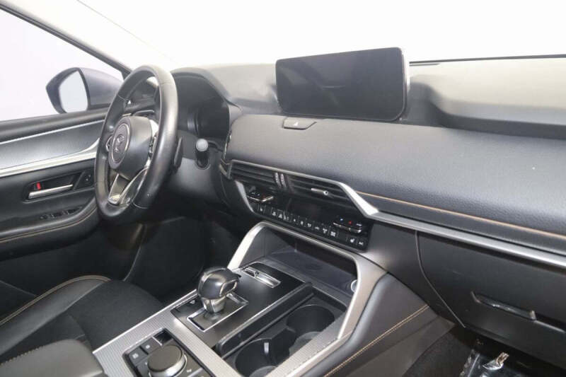 2024 Mazda CX-90 Plug-in Hybrid Premium