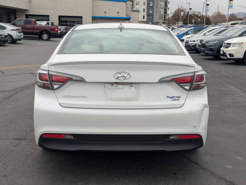 2017 Hyundai Sonata Hybrid
