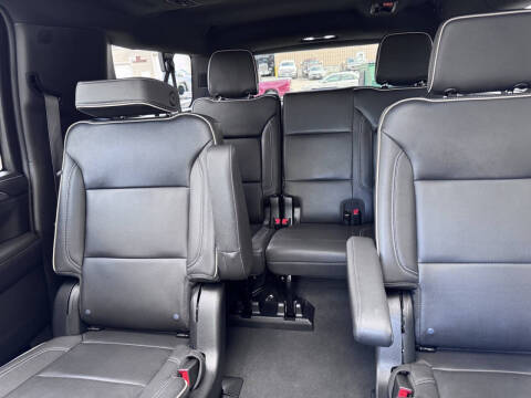 2023 GMC Yukon XL SLT