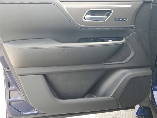 2025 Infiniti QX80 Pure