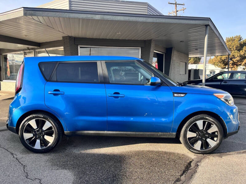 2016 Kia Soul + photo 8