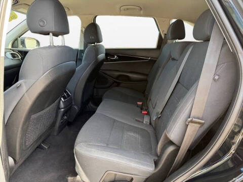 2018 Kia Sorento LX