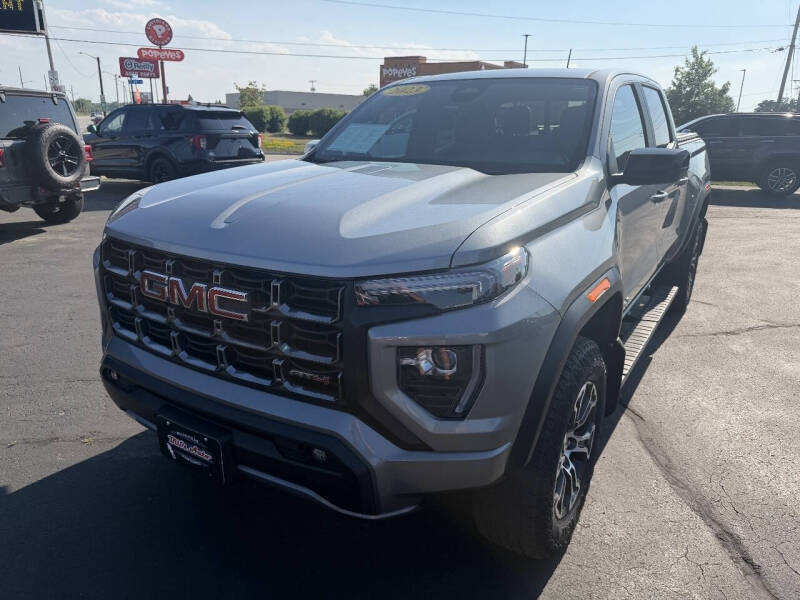 2023 GMC Canyon AT4