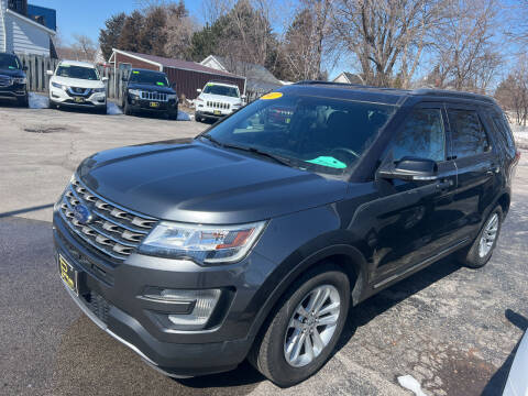2017 Ford Explorer for sale at PAPERLAND MOTORS in Green Bay WI
