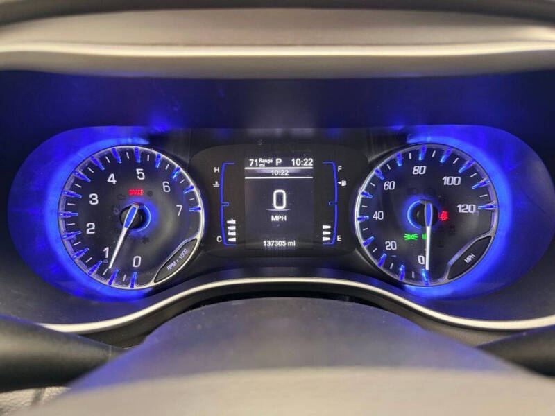 2020 Chrysler Pacifica Touring L