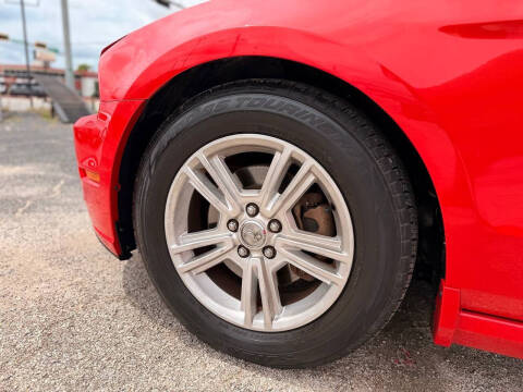 2014 Ford Mustang V6