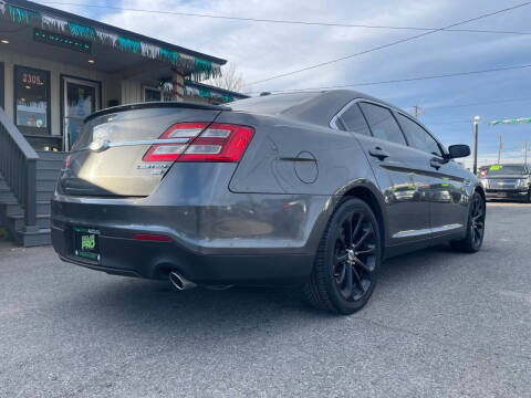 2018 Ford Taurus Limited
