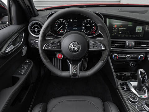 2024 Alfa Romeo Giulia Quadrifoglio