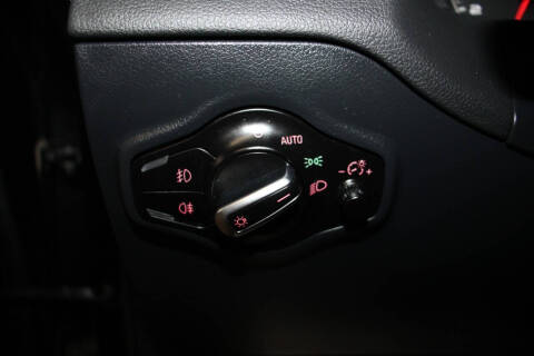 2011 Audi Q5 2.0T quattro Premium Plus