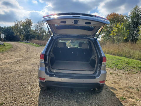 2020 Jeep Grand Cherokee Laredo