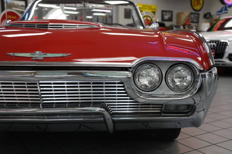 1961 Ford Thunderbird