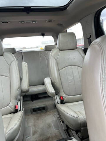 2011 GMC Acadia Denali