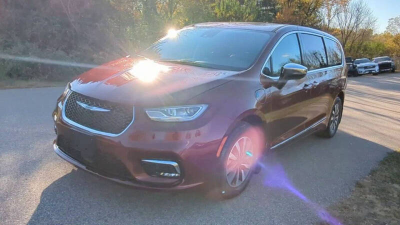 2023 Chrysler Pacifica Plug-In Hybrid Limited