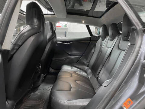 2016 Tesla Model S 75D