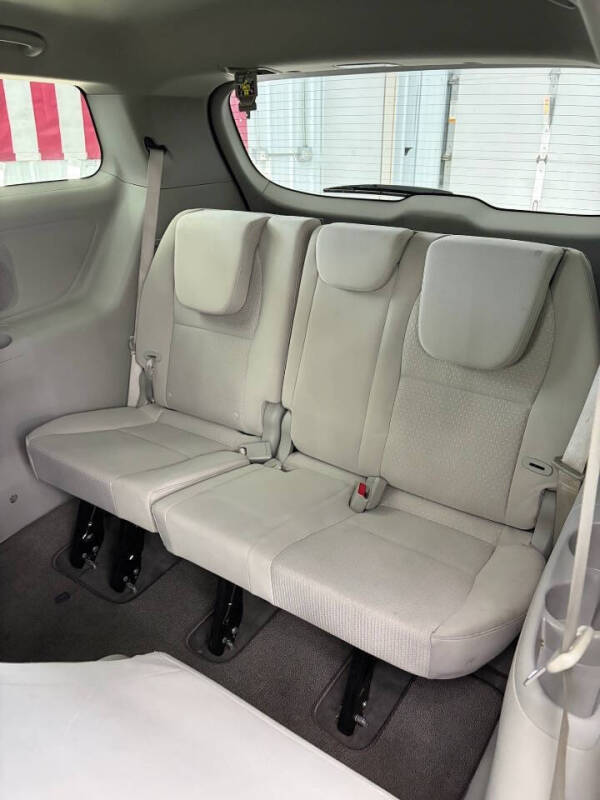 2017 Kia Sedona LX