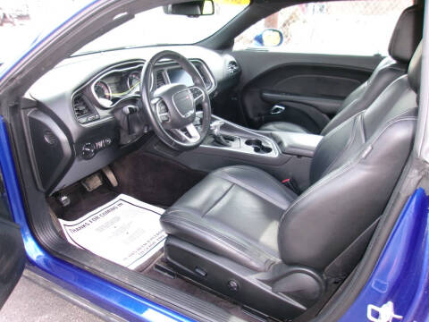 2018 Dodge Challenger SXT Plus