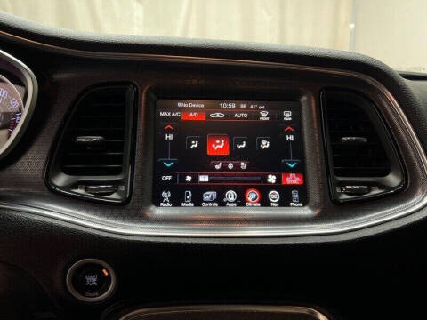 2016 Dodge Challenger R/T Plus