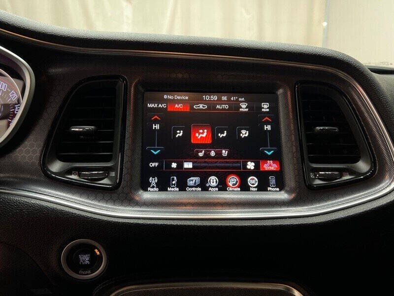 2016 Dodge Challenger R/T Plus