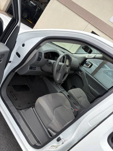 2021 Nissan Frontier SV
