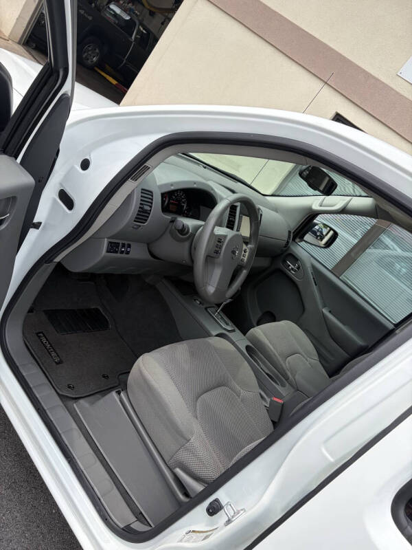 2021 Nissan Frontier SV