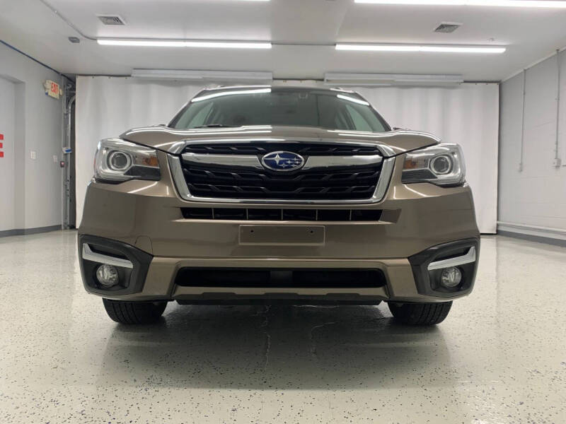 2018 Subaru Forester Touring photo 11