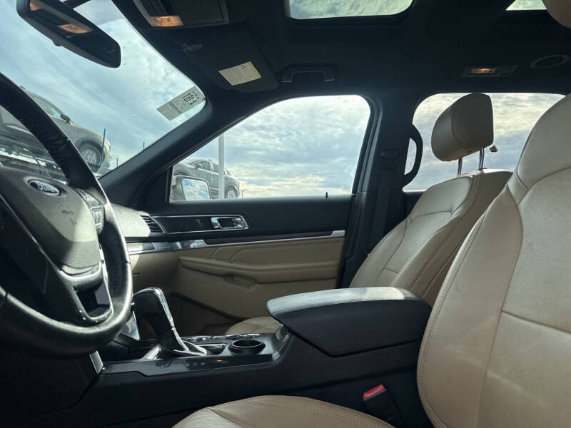 2017 Ford Explorer Limited