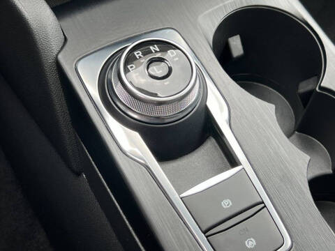 2024 Ford Escape ST-Line Select